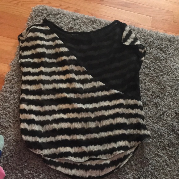 Sheer top - Picture 2 of 2